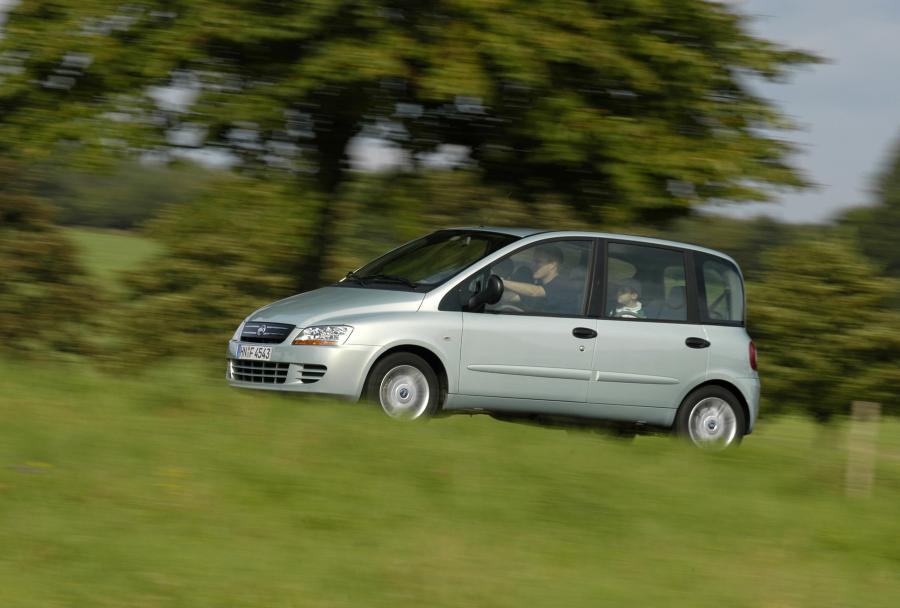  Fiat Multipla 2004 года  (WW) (фото 37 из 44)